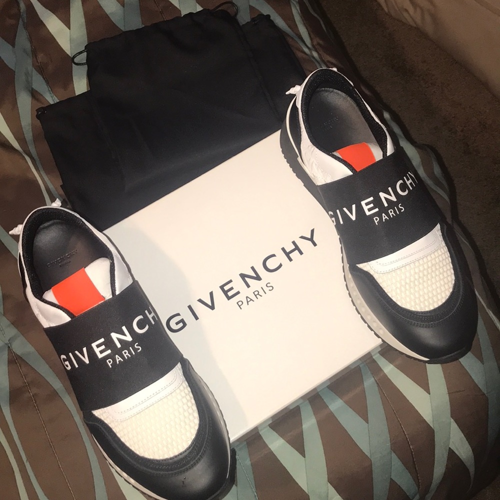 Givenchy Paris Active Runner (men’s)